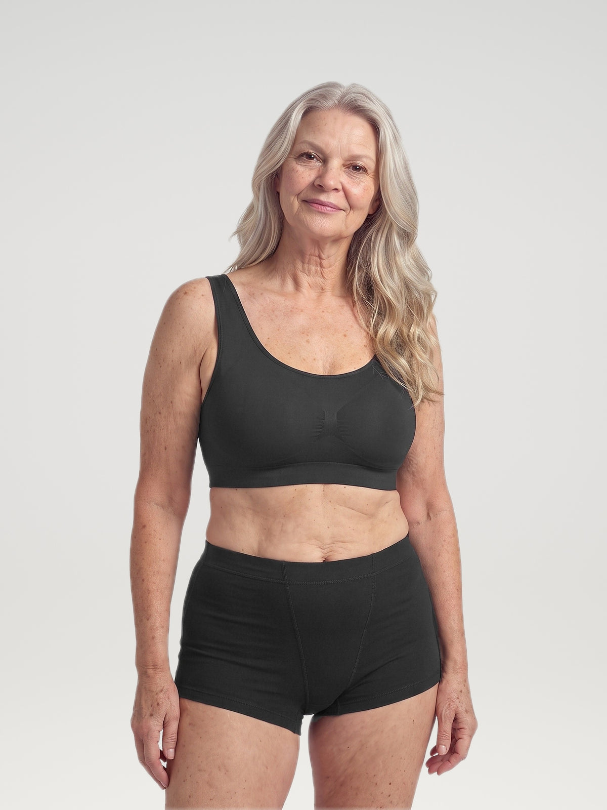Incontinentie Boxershort Brief zwart, vooraanzicht aan model