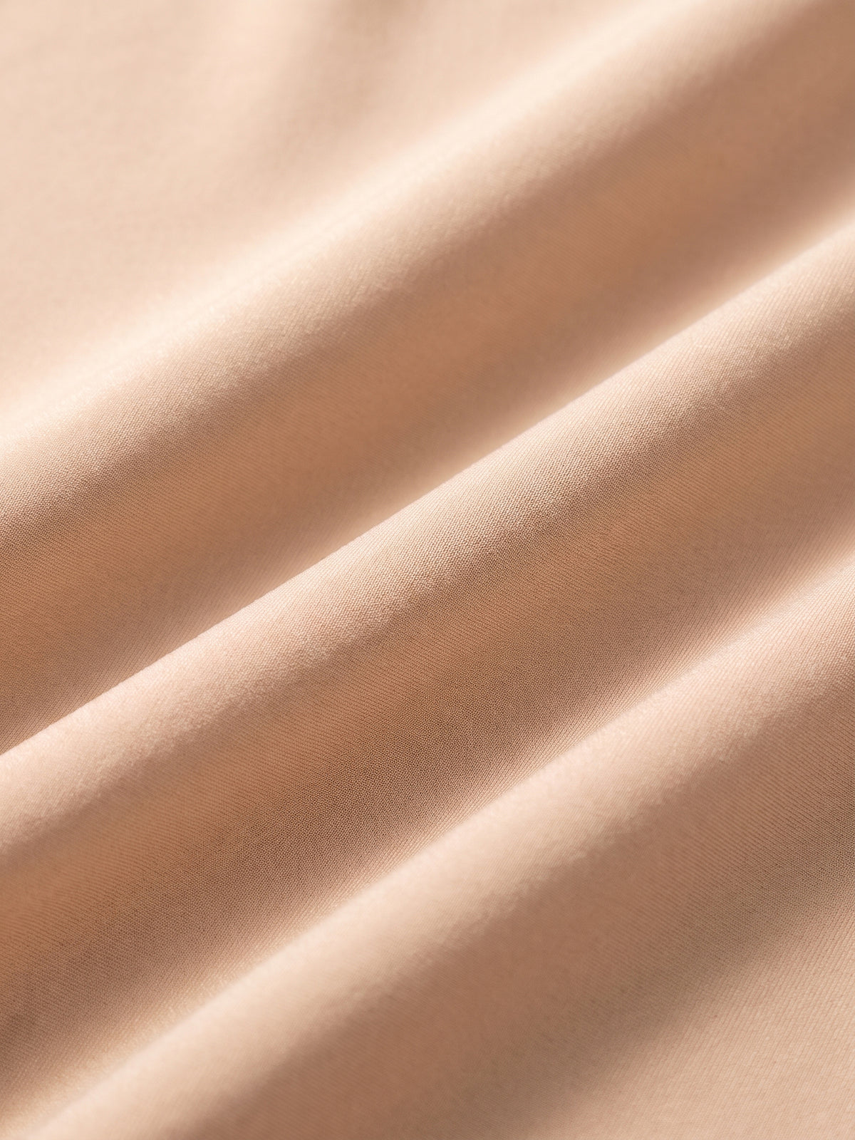 High Waist Brief, close-up van de apricot stof