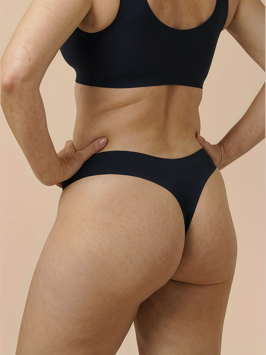 Brazilian sin costuras | Pérdida de orina ligera | Ultra suave y sin costuras | 100% a prueba de fugas y algodón orgánico | Negro