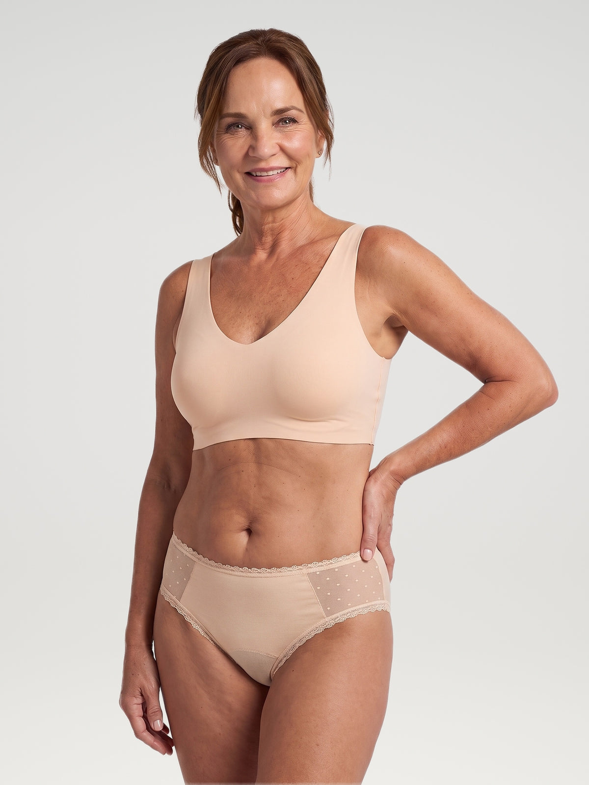 Everyday Brief apricot, vooraanzicht aan model